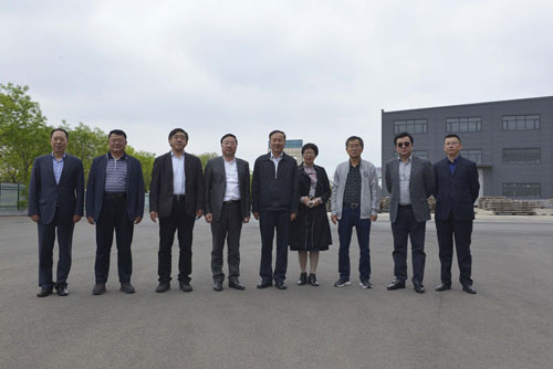 原住建部副部长齐骥莅临东升国际官网集团视察领导工作(图1)